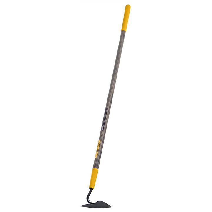 True Temper Warren Hoe with Cushion End Grip on 54 In. Hardwood Handle