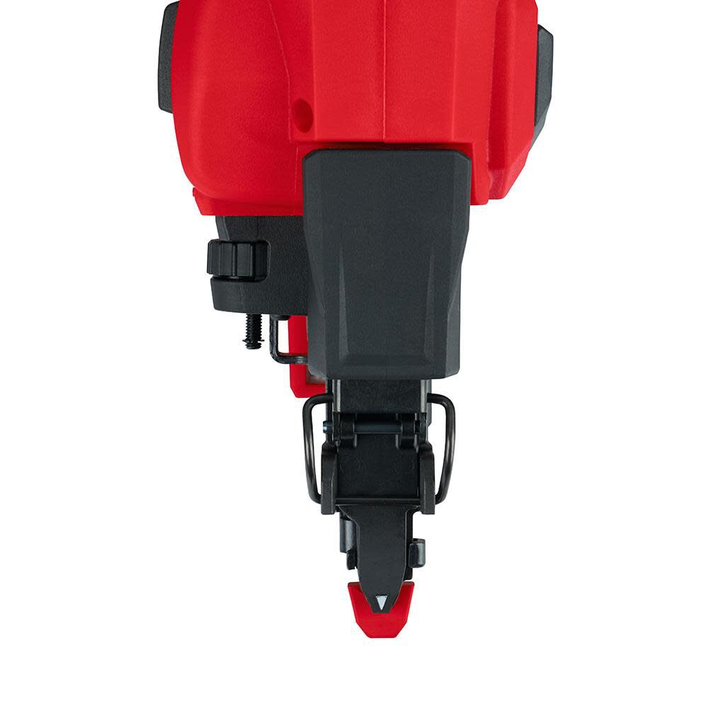 Milwaukee M18 FUEL 18 Gauge Brad Nailer Kit Reconditioned, large image number 4