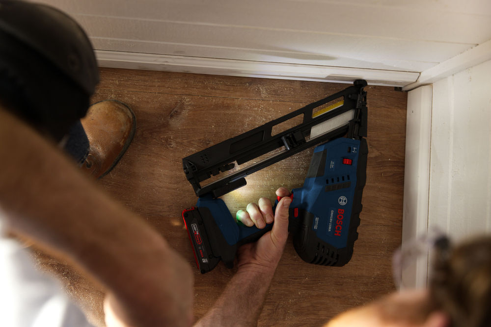 Bosch 18V 15 Gauge Angled Finish Nailer Kit, Reconditioned, large image number 5