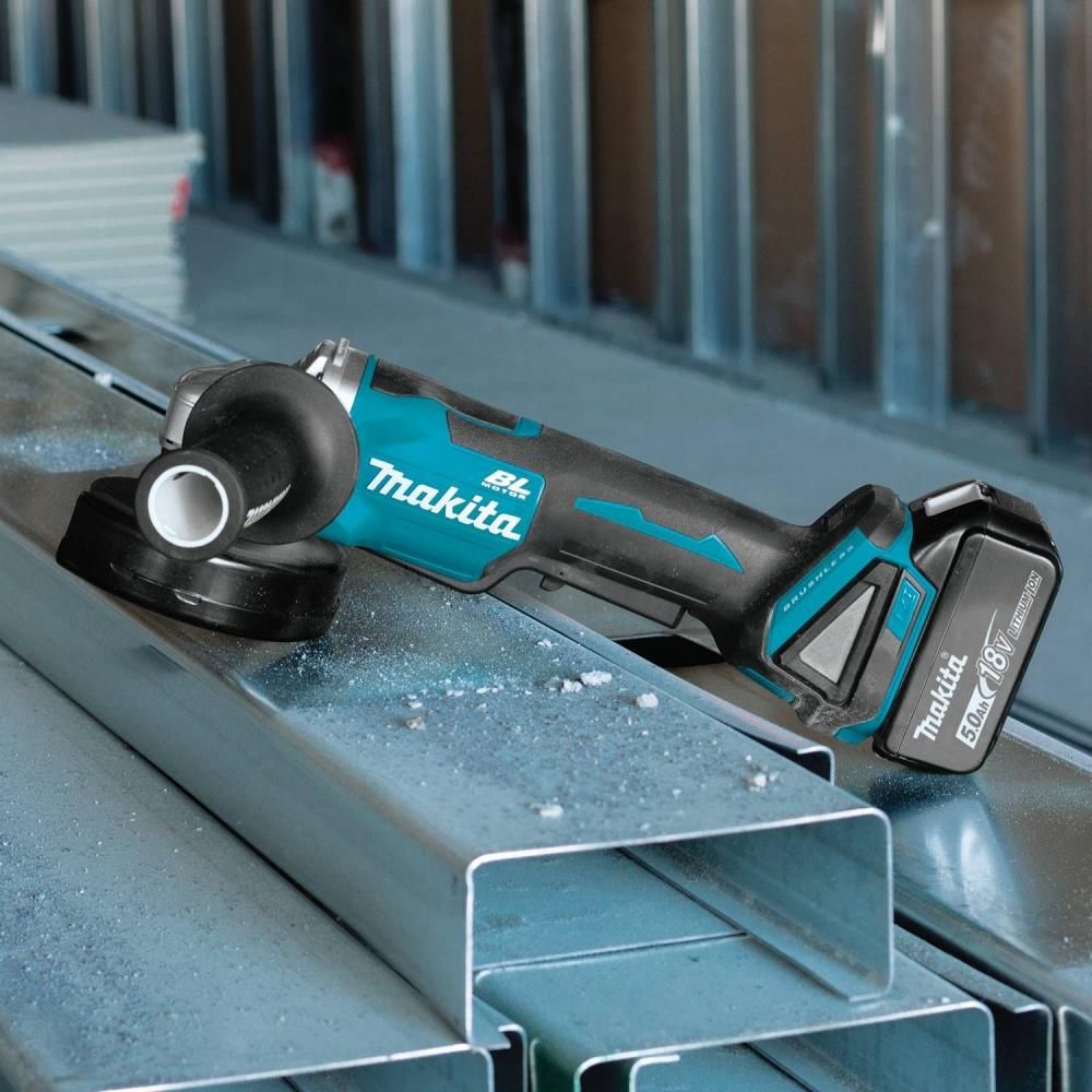 Makita 18V LXT 4-1/2 / 5in Paddle Switch Cut-Off/Angle Grinder Kit with Electric Brake, large image number 2