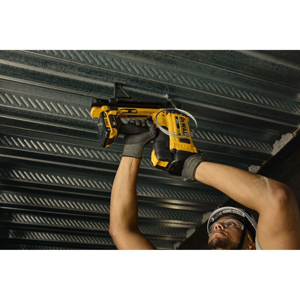 DEWALT TOUGHWIRE D-Clip Wire Component 1/4 Inch HOLE (50 Pack), large image number 4