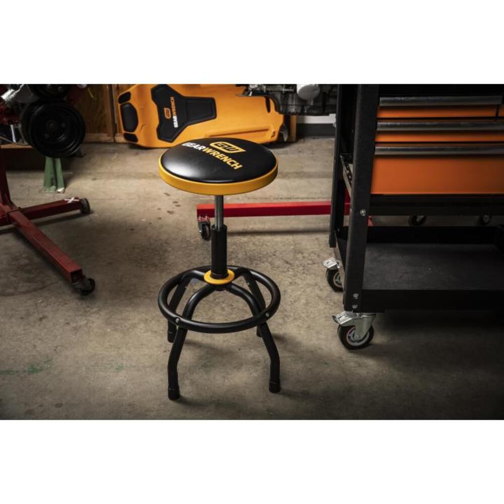 GEARWRENCH Adjustable Height Swivel Shop Stool 26 Inch to 31 Inch, large image number 4