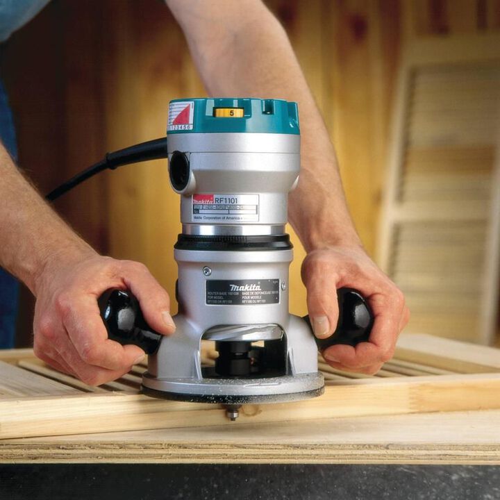 Makita Router 11-Amp 2-1/4 HP Motor with 1/2in and 1/4in Collets, large image number 7