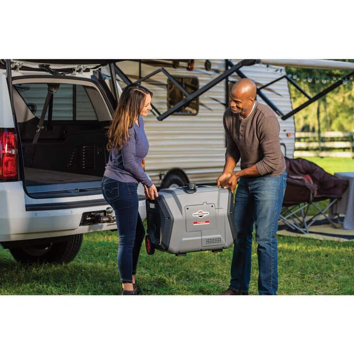 Briggs and Stratton PowerSmart Series 4500 Watt 50 State Remote Start Inverter Generator with CO Guard, large image number 5