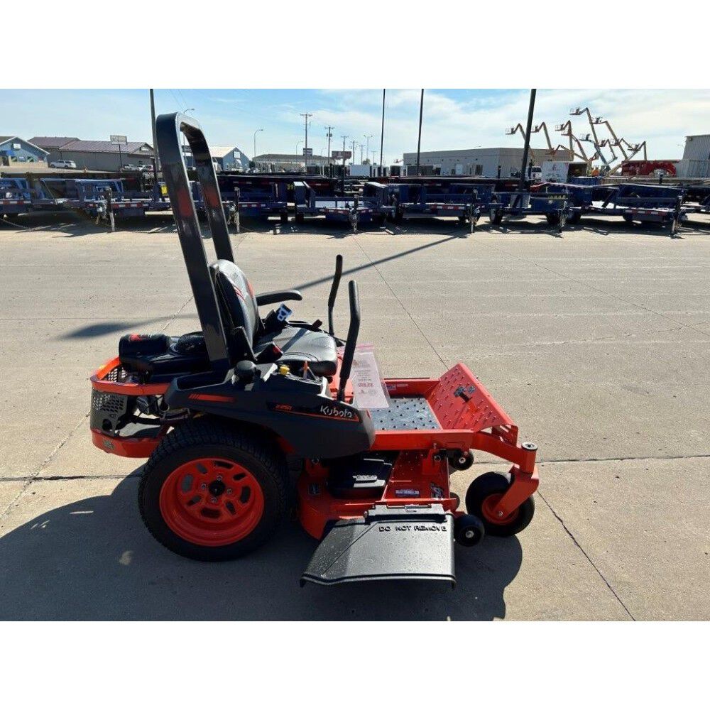 Kubota Z251BR-54 25HP Gasoline Zero Turn Mower - Used 2023, large image number 3