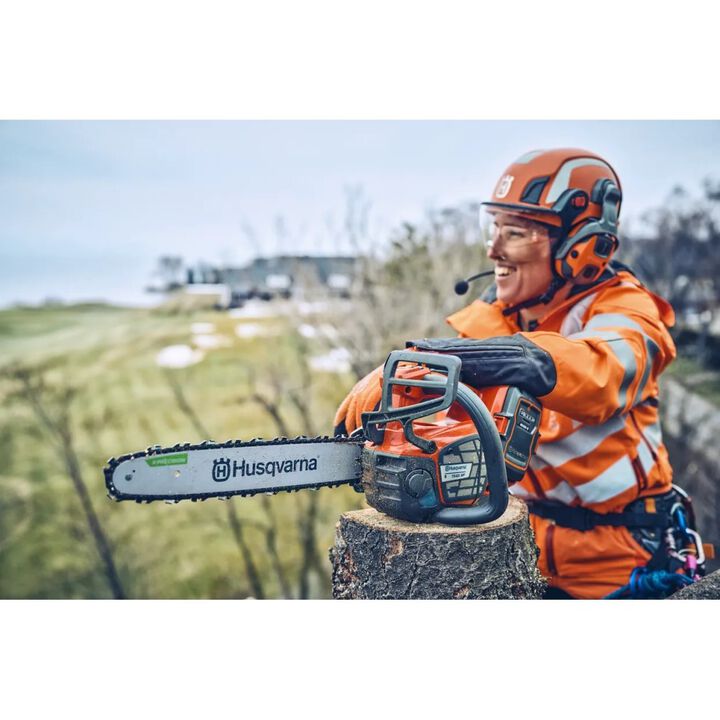 Husqvarna T542i XP 12 Inch Bar 36V Battery Top Handle Chainsaw Cordless (Bare Tool), large image number 9
