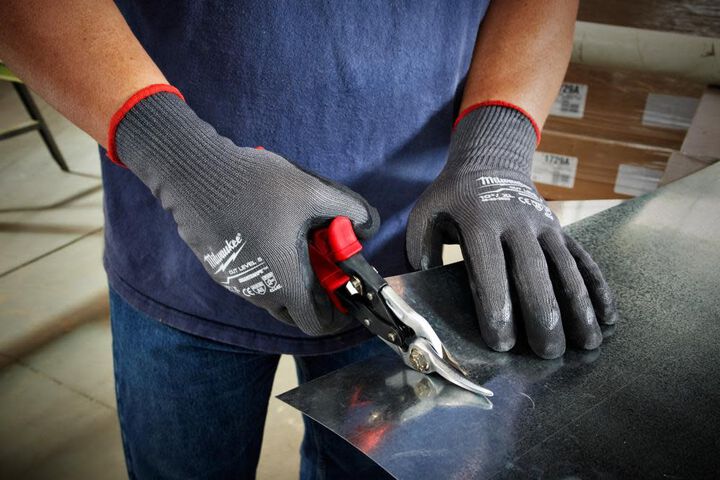 Milwaukee Cut Level 5 Gloves Dipped, large image number 3
