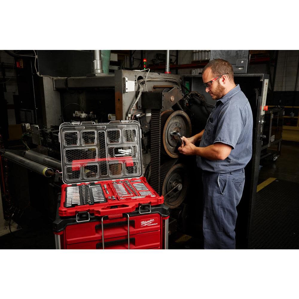 Milwaukee 1/4in & 3/8 106pc Ratchet and Socket Set in PACKOUT - SAE & Metric, large image number 6
