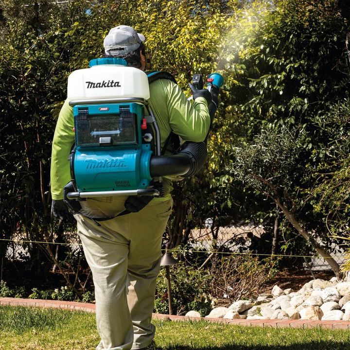 Makita 40V max XGT Brushless 4 Gallon Backpack Mist Blower 8Ah Kit, large image number 6