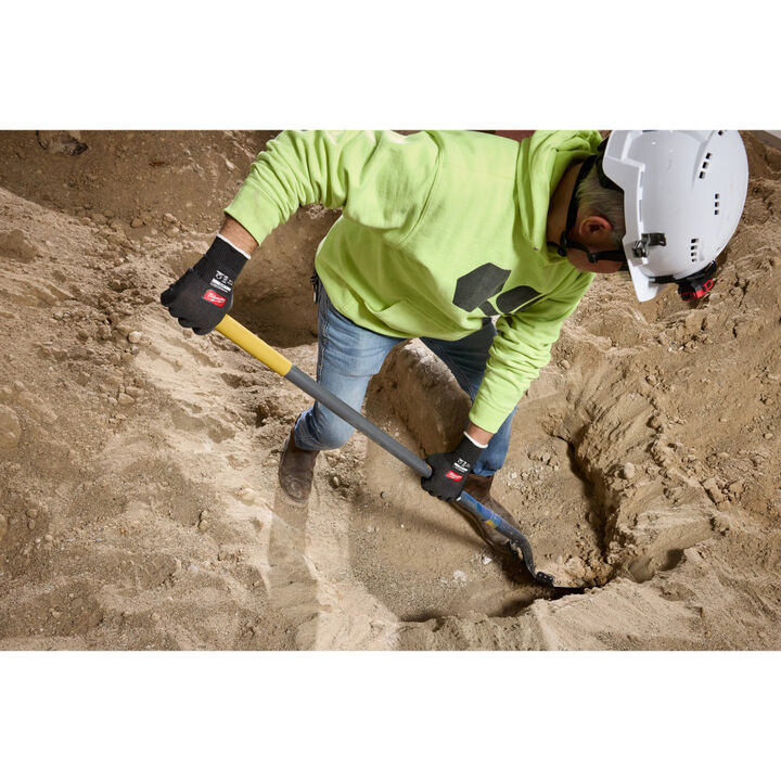 Milwaukee Cut Level 1 Nitrile Dipped Gloves with WEAR-DEFENSE Protection Medium, large image number 5