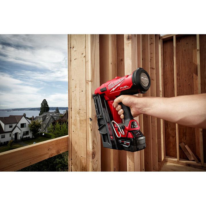 Milwaukee M18 FUEL 30 Degree Framing Nailer Kit & Extended Capacity Magazine, large image number 20