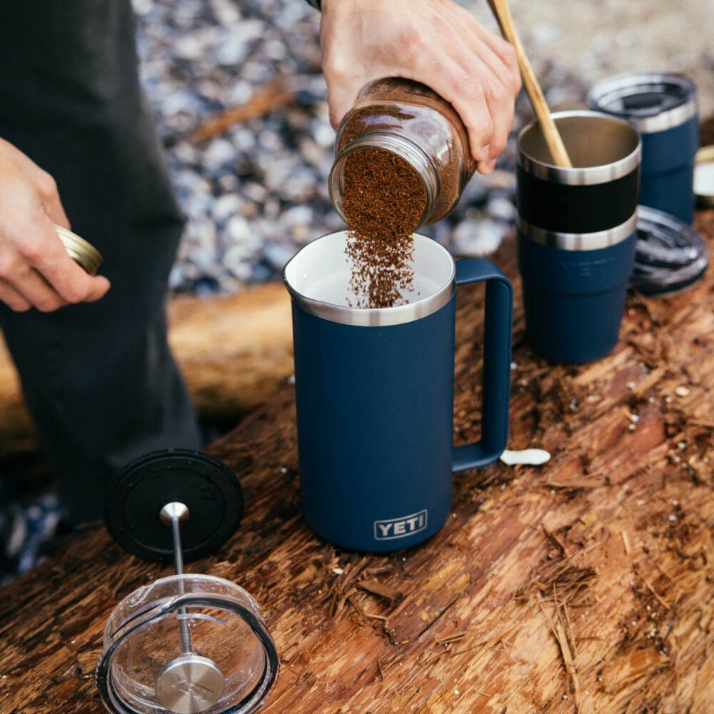 YETI 34 Oz Rambler French Press with Twist-to-Lock Lid Navy, large image number 12