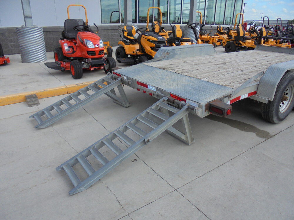 Diamond C 16 Ft Tandem Axle Equipment Trailer Used 2011, large image number 8