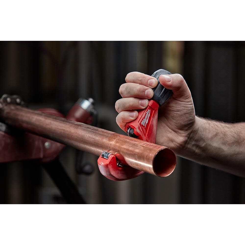 Milwaukee 1-1/2 In. Constant Swing Copper Tubing Cutter, large image number 8