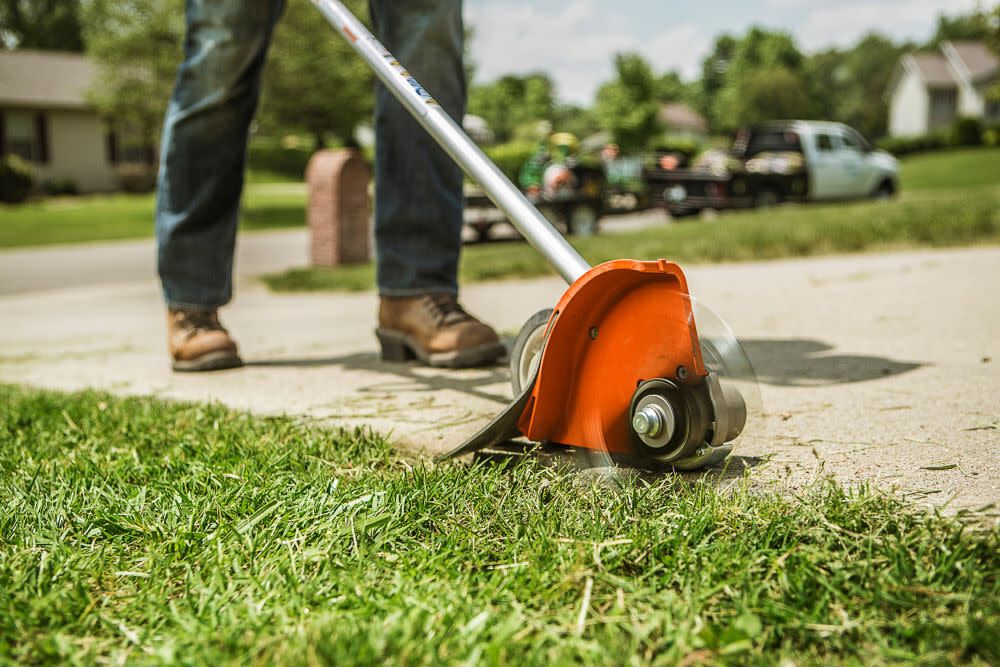 Stihl FCS-KM KombiSystem Straight Lawn Edger Attachment, large image number 3
