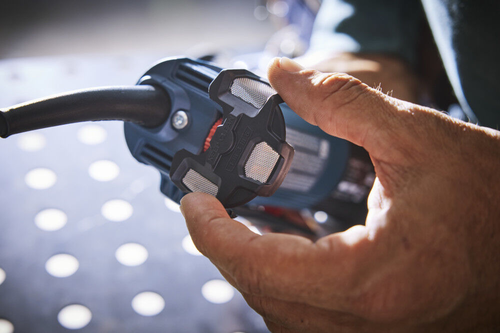 Bosch Recon 5 Inch X-LOCK Angle Grinder with Brake and No Lock-On Paddle Switch, Reconditioned, large image number 8