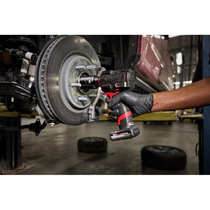 Milwaukee M12 FUEL Stubby 1/2" Impact Wrench (Bare Tool) with Protective Boot, large image number 4