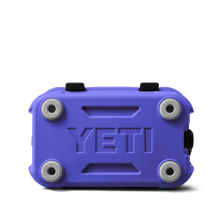 Yeti Roadie 15 Hard Cooler, Ultramarine Violet