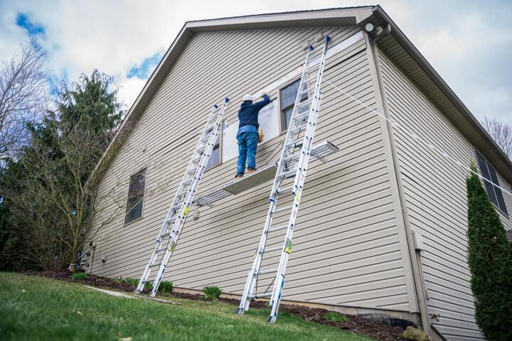 Werner LevelSafe Pro Automatic Ladder Leveler, large image number 19