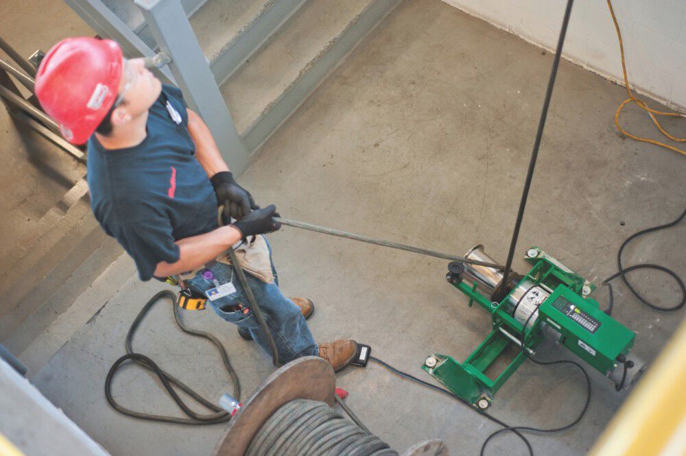 Greenlee 230V Cable Puller Assembly, large image number 2