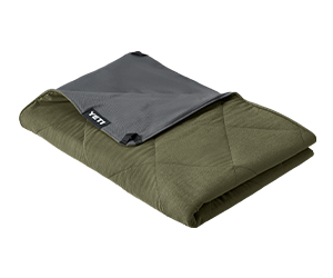 Yeti Lowlands waterproof blanket in Olive